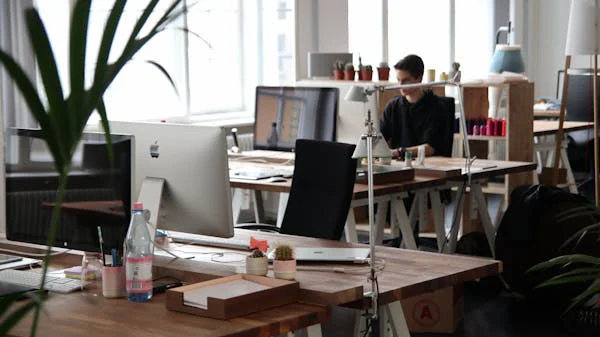 深圳企業(yè)為什么要搭建公司網(wǎng)站？對(duì)企業(yè)有什么幫助？